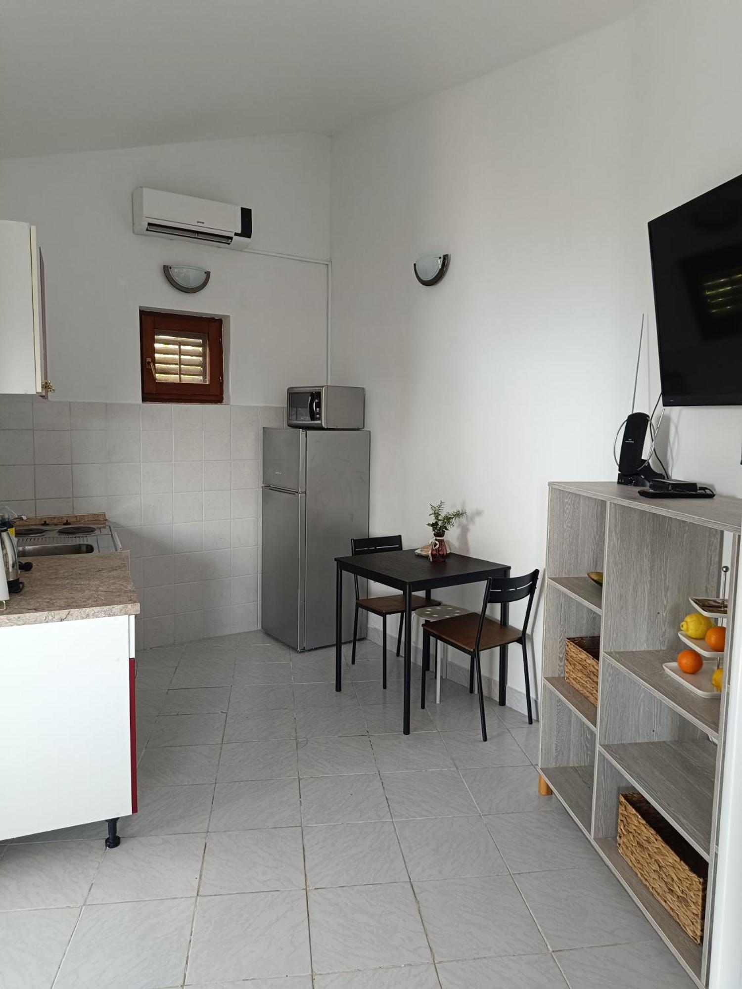 Studio Apartmani Tucic Celina Exterior foto